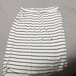 Women's White and black Striped Drawstring Skirt